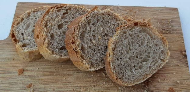 Pain farine semi-complète T110 - Le pain fait maison